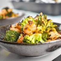 Garlic Parmesan Roasted Shrimp and Broccoli_image