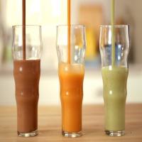 Papaya-Almond Milk Stressbuster Smoothie image