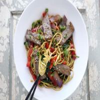 Sesame Beef Stir Fry with Zucchini Noodles_image