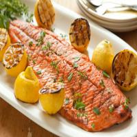 Grilled Salmon and Lemons with Herbs_image