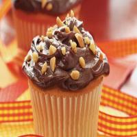 Gluten-Free Peanut Butter Cupcakes with Chocolate Frosting_image