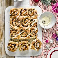 Tear and Share Stollen Spirals_image