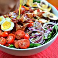 Spinach Salad with Warm Bacon Vinaigrette_image