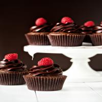 Chocolate Cupcakes with Chambord Frosting Recipe - (4.5/5) image