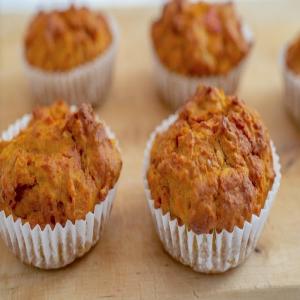 2 Ingredient Pumpkin Spice Muffins - The Lazy Dish_image
