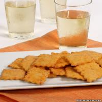Peppery Cheese Crackers image