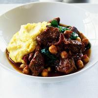 Lamb, chickpea & spinach curry with masala mash image