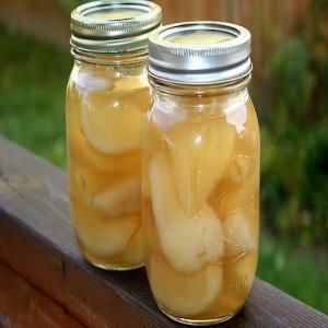 Marinovanniye Grushi s Myodom (Honey-Marinated Pea image