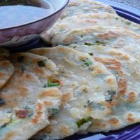 Scallion Pancakes With Ginger Dipping Sauce_image