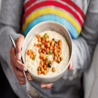 Nadiya Hussain's Ginger Rice with Spiced Chickpeas_image