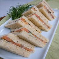 Smoked Salmon Tea Sandwiches_image