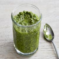Spinach, Pecan and Cheddar Pesto_image