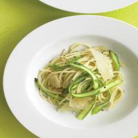 Spaghetti with Shaved Asparagus image
