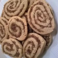 Date Nut Pinwheel Cookies I image