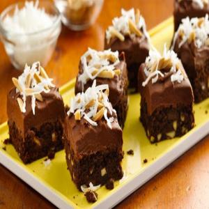 Chocolate Chunk Almond Brownies Recipe - (4.6/5)_image
