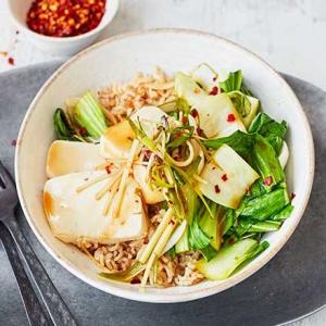 Tofu with chilli & greens image