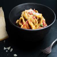 Classic Meat Tortellini With Tomato Sauce image