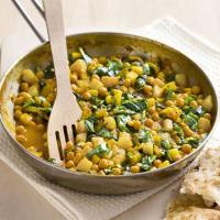 Spiced chickpea & potato fry-up image