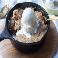 A Sticky Date & Pecan Pudding Is Sweeter When It's For 2_image