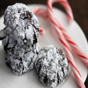 Chocolate Peppermint Crinkle Cookies image