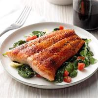 Roasted Salmon with Sauteed Balsamic Spinach_image