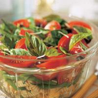 Italian Basil, Tomato, and Pasta Salad_image