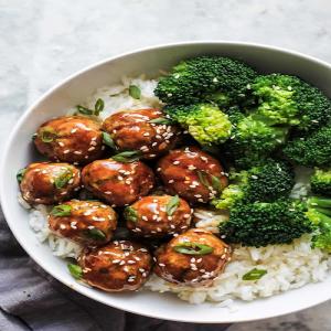 Asian Chicken Meatballs (Sesame Ginger)_image