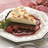 Chocolate Truffle Pie with Raspberry Sauce_image