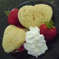 Heart-Shaped Strawberry Shortcakes_image