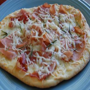 Prosciutto Rosemary Flat Pizza_image