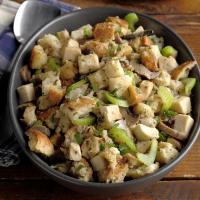 Slow-Cooked Chicken and Stuffing_image