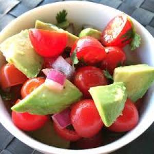 Red Grape, Grape Tomato and Avocado Salad Recipe - (4.3/5)_image