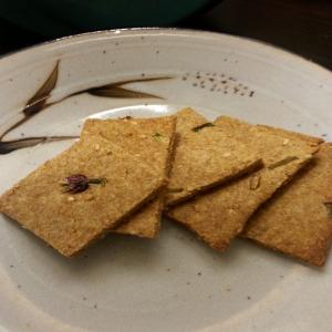 Chive Blossom Crackers (Whole Wheat)_image