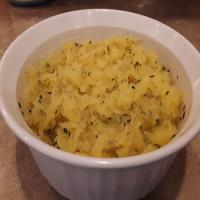 Butter and Herb Spaghetti Squash_image
