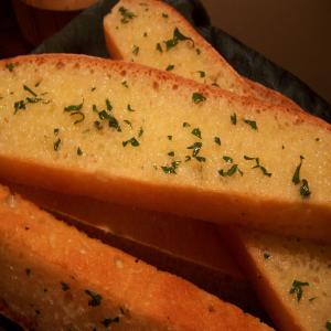 Simplest Garlic Bread_image