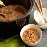 Slow-Cooker Bean and Barley Soup_image