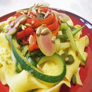 Linguine With Three Colors Vegetables and Pesto Sauce image
