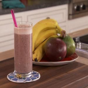 Almond Milk and Berry Smoothie_image