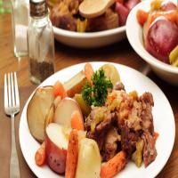 Slow Braised Beef Pot Roast With Potatoes_image