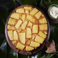 Cinnamon pineapple upside-down cake_image