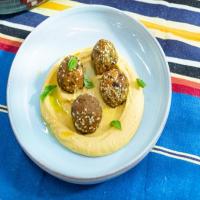 Pesto Falafel with Butternut Hummus_image