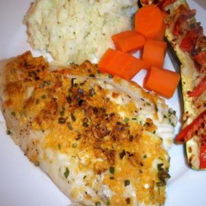 Baked Fish With Sour Cream Topping_image