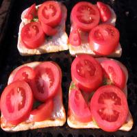 Grilled Sourdough Bread With Garden Tomatoes_image