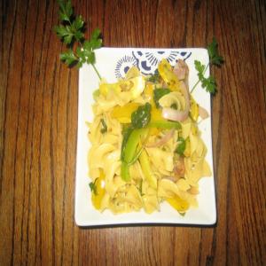 Sauteed Crookneck Squash and Egg Noodles_image