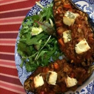 Stuffed Aubergines with salad (2 portions)_image