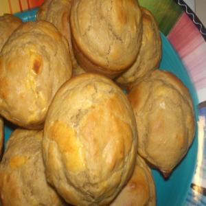 Cheesy Vegemite Muffins_image
