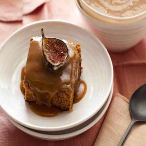Sticky Fig Pudding With Candied Fresh Figs_image