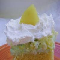Grammies Pistachio Pudding and Pineapple Cake_image