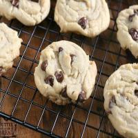 THE BEST CHOCOLATE CHIP COOKIES_image