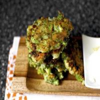 BROCCOLI PARMESAN FRITTERS_image